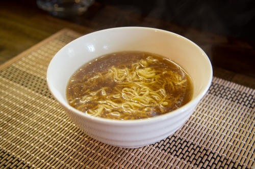 本格ラーメン店を装って最先端の袋麺 マルちゃん正麺 を出したら どんな感想が飛び出すのか 試してみた結果 らばq