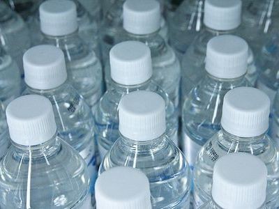 加工前はこんな姿だったのか ペットボトルの写真に驚きの声 らばq