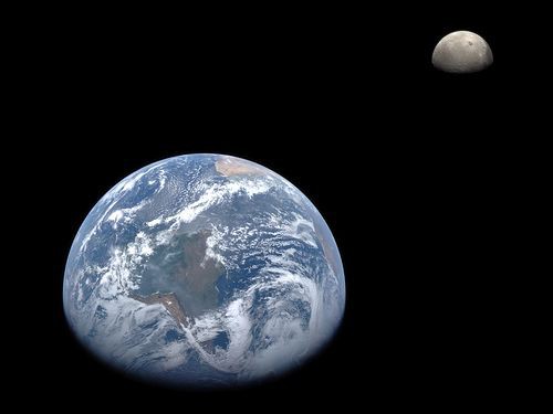 これほど月の大きさを実感できる画像は見たことがなかった 感心されていた1枚 らばq