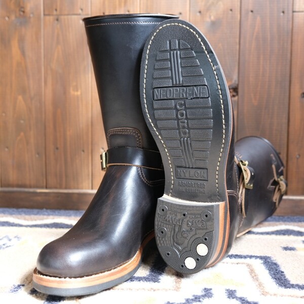 【美品】SKOOB スクーブ ≪LAHAINA別注モデル≫ 8 1/2 サイズ8 1/2 SKOOB スクーブ ≪LAHAINA別注モデル≫WANDER - 靴セール