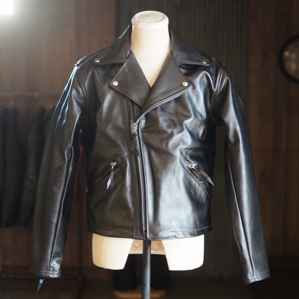 納めさせていただきました。 ＜LANGLITZ LEATHERS Dress Collar