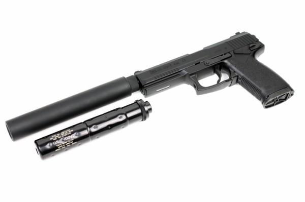 東京マルイのSOCOM Mk23に汎用サプレッサーと汎用レイルアダプターを