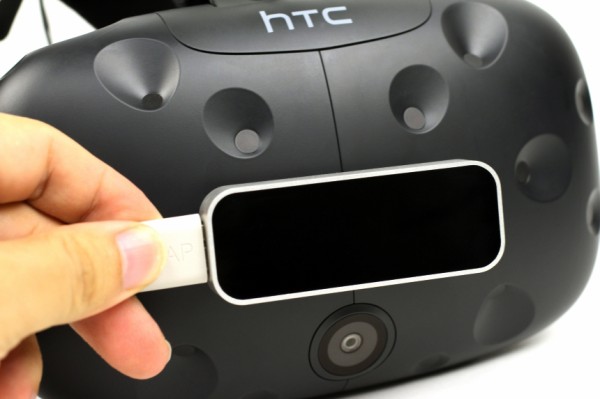 Leap Motion 専用ケース付き HTC VIVEにUSBエクステンダーを取付けてLeap Motionをマウントし