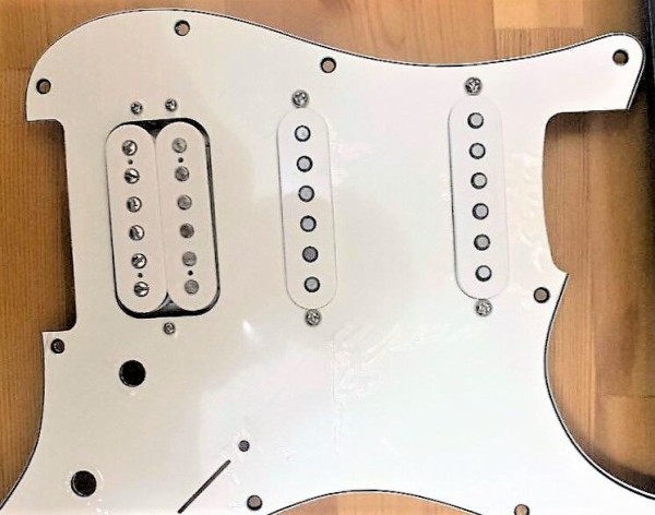 ウィルキンソン搭載 Laid Back RST-300W コイルタップ付 Laid Back / RST-300W | K-STYLE USED GUITARS
