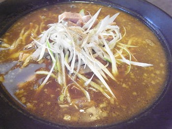 カレー屋ケンちゃん！？」のカレーラーメン カレー屋けんちゃん