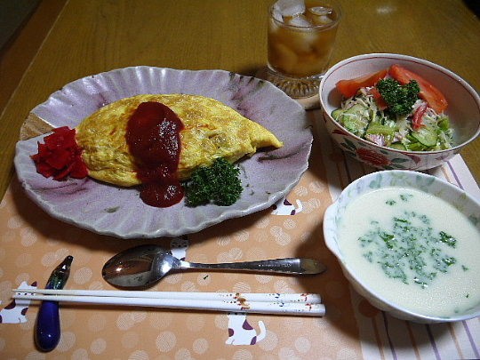 夕食 オムライス クラムチャウダー サラダ The Last Sasurai 自炊ニストの食卓