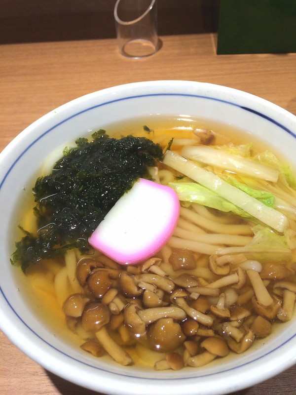 ウエスト和白店限定の あおさ海苔と生なめこうどん ウエストのネギが らうちた