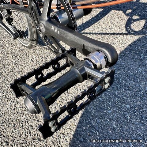ブロンプトン　ペダル　tライン取り外し Brompton] ブロンプトンのペダル交換 ｜ 折りたたみ自転車