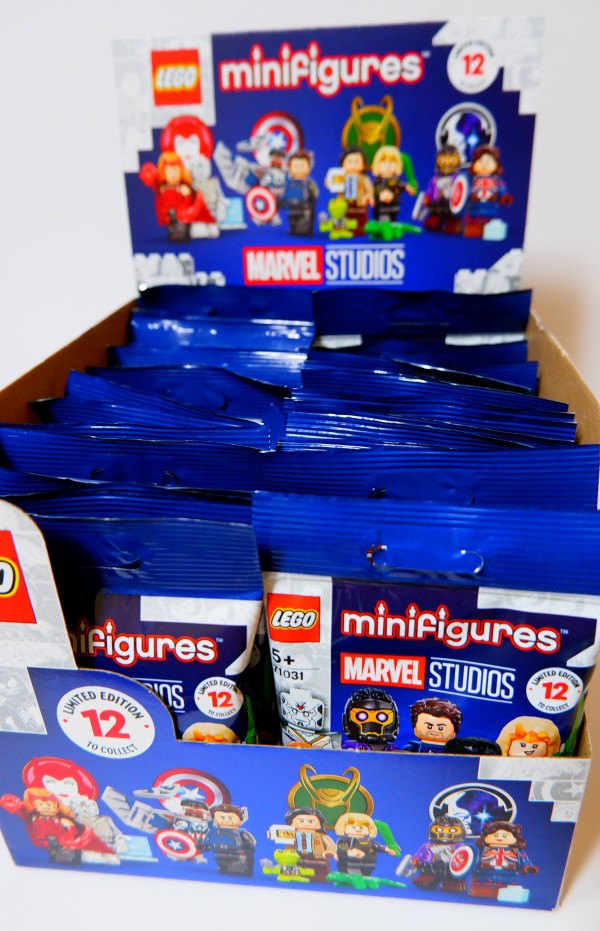 永遠の夢】箱買いしたMARVELミニフィグシリーズを開封してみた 