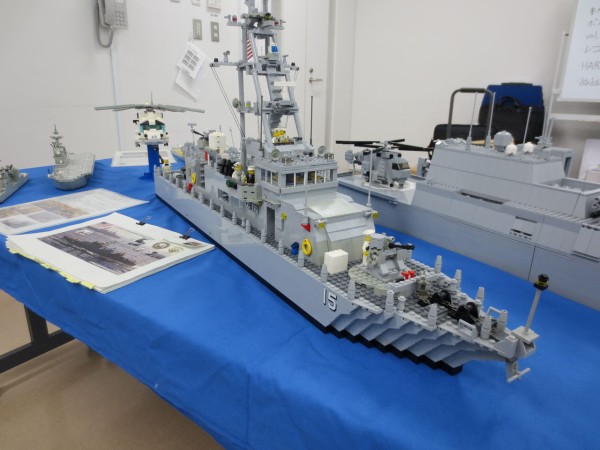 LEGO艦船作品図鑑 「ミニフィグスケール艦船」 : Brick Ship情報専用