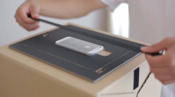 思う存分ぼっち充できるな スマホで楽しむダンボール製 1人映画館 が Solo Theater としてついに商品化 話題沸騰ニュースまとめ