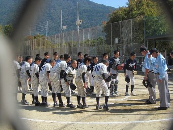 １０月１８日 対 篠少年野球クラブｂ 天下一品杯 ３位 広野ジュニアーズ