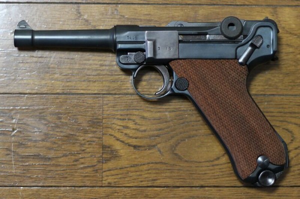 ルガーP08 ”エルフルト バージョン”の購入とブルーイング