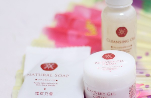 舞妓さん御用達 エイジングケアに特化した自然派化粧品 京乃雪 まなぶ通信