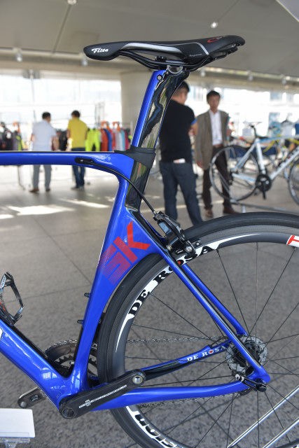 お客様の1台】デローザ SKに最新DURA-ACE＆ビッグプーリーを