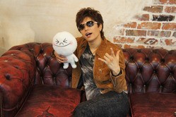 LINE公式アカウント参加中のGACKTさんへインタビュー！LINEでもGACKTワールド全開！ : LINE公式ブログ