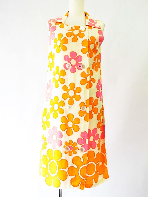 4月21日 木曜日 大きな花柄が70 S気分のヴィンテージワンピース他 中野古着屋little Bird店長日記