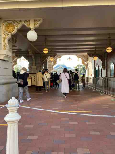 3月12日のディズニーランドのアーリーエントリー ひとりディズニー 大人の時間