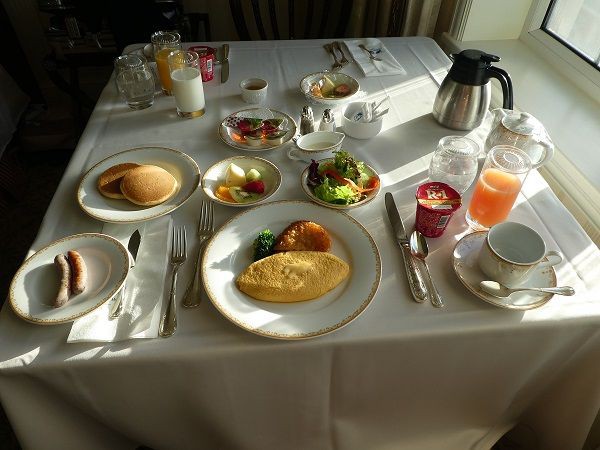 朝食は東京ディズニーランドホテルのルームサービス ひとりディズニー 大人の時間