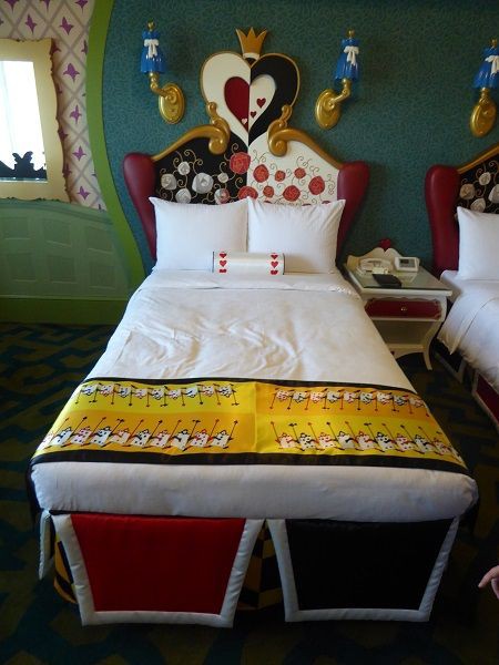 ふしぎの国のアリスルームの続きとちょびっと眺め in ディズニーランド