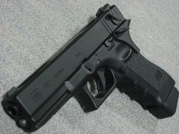 東京マルイ グロック18c サムレスト装備 Livinggoods