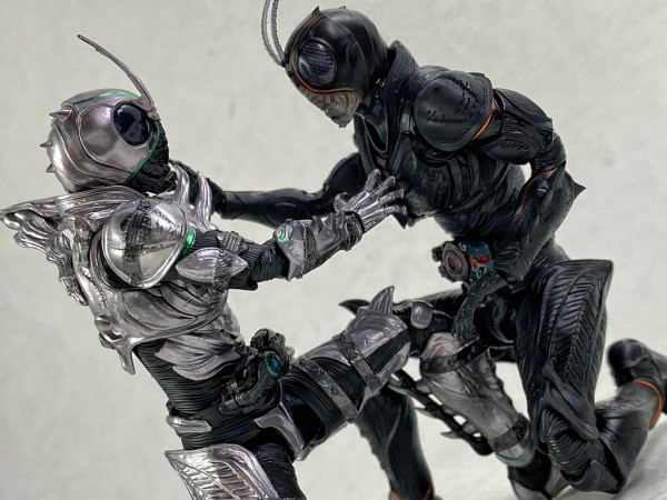 S.H.Figuarts 仮面ライダーSHADOWMOON レビュー : えるけーえぬ S.H.Figuarts 仮面ライダーSHADOWMOON レビュー : えるけーえぬ