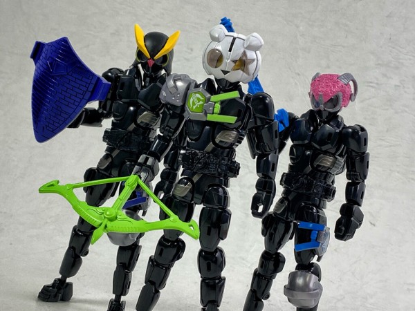 リボルブチェンジフィギュア PB01 エントリーボディ&ライダーヘッド