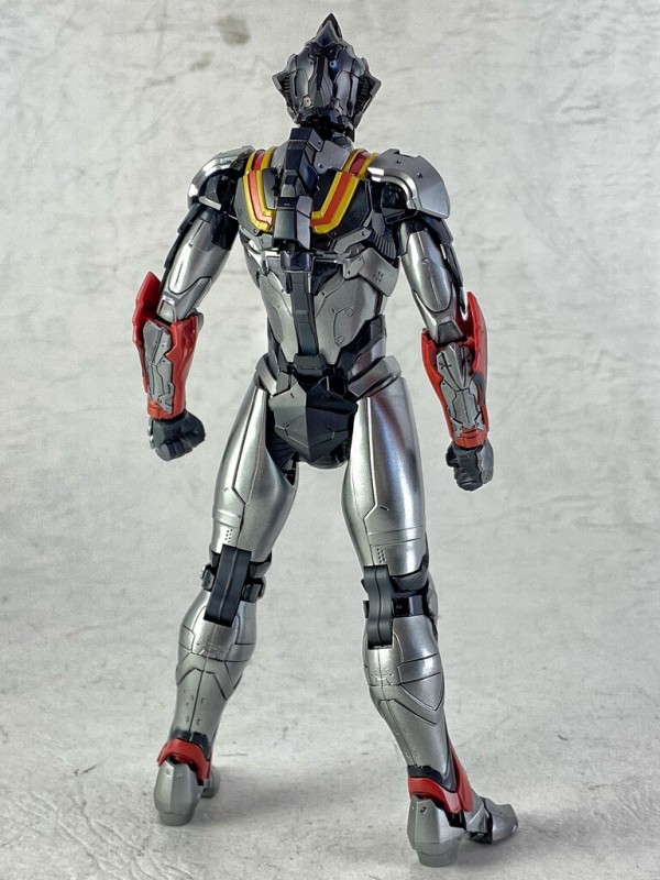 全塗装完成品LEFウルトラマンスーツイーヴィルティガフィギュアライズスタンダード 闇の巨人「ULTRAMAN SUIT EVIL TIGA」がプラモデル「Figure-rise
