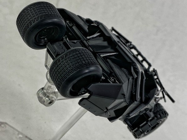 バンダイ 1/35 バットモービル(ビギンズ) レビュー : えるけーえぬ