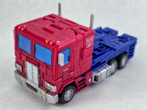 トランスフォーマー SS-142 オプティマスプライム レビュー : えるけーえぬ