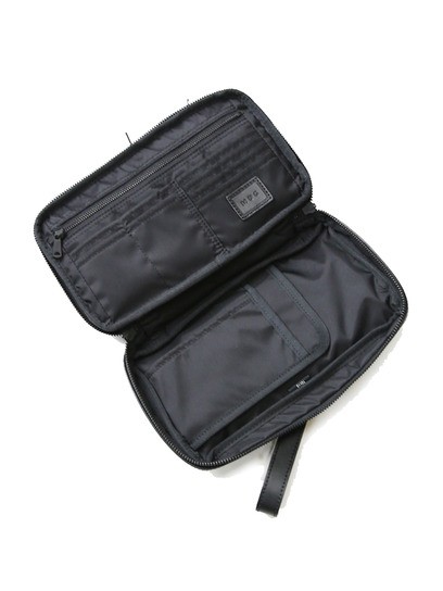 【美品】M.U.G × PORTER GRAIN MULTI POUCH 限定品 M.U.G（マグ）の「M.U.G × PORTER / アロマスティックマルチ