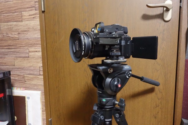 Manfrotto プロフルード ビデオ雲台 カメラ MVH500AH Amazon | Manfrotto プロフルード ビデオ雲台 60mm フラット