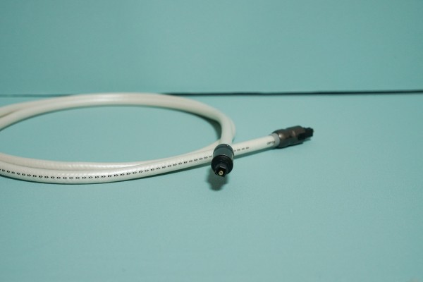 CDプレーヤー と プリメインアンプの接続に audio-technica AT