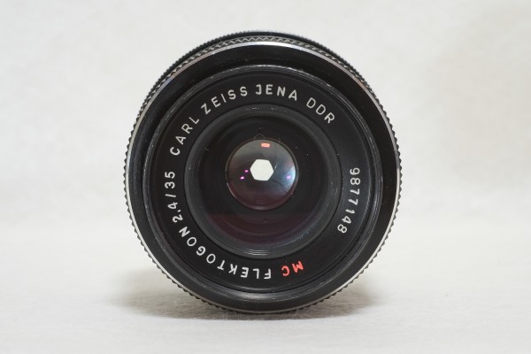 Carl Zeiss Jena DDR MC Flektogon 35mmf2.4 を購入し、BORG M42