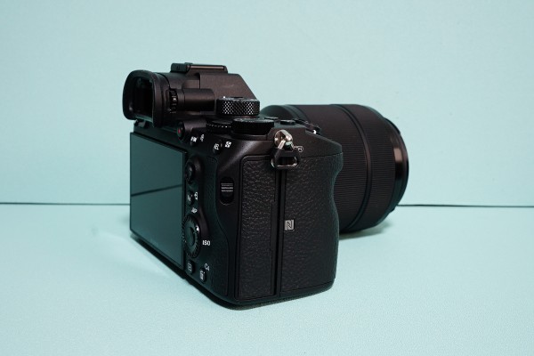 ソニー フルサイズ一眼「α7III ズームレンズキット」を購入しま ソニー フルサイズ一眼「α7III ズームレンズキット」を購入しま