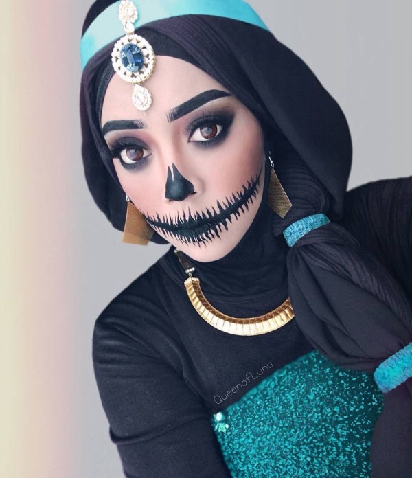 ハロウィンメイクのお手本に メイクやコスプレが凄い ヒジャブ女子 Queenofluna Halloween Makeup はせすたぐらむ