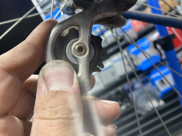 カスタム ロードバイク 水色 SPEEDRAで際立たせる6Rのエッジ感 特集記事＆最新情報 バイク