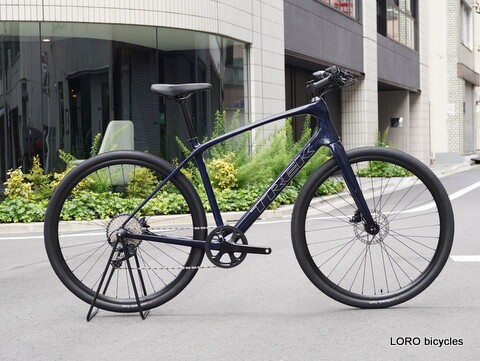 フルカーボン クロスバイク 20万円台のフルカーボンクロスバイク”TREK FX SPORT 4”入荷しま