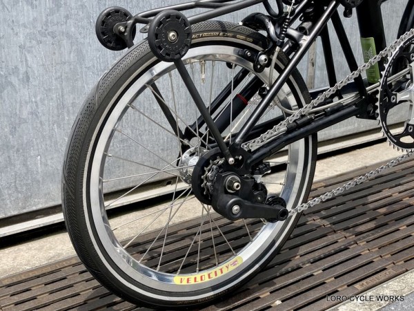 BROMPTON New York Edition をカスタムさせて頂きました