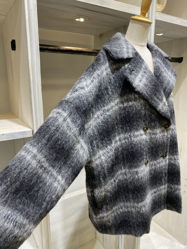 CLOCHE (クロシェ)』チェックシャギーコート : lourdeselmのblog