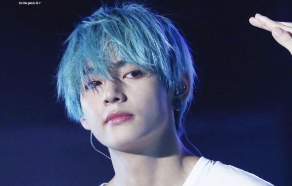 次は黒髪 Bts テテ 頭皮をケアするために黒に戻ると思う 動画あり Love Korea