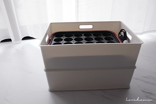 □【キッチン家電の収納(たこ焼き器)】楽天でも買える積める白いケース 