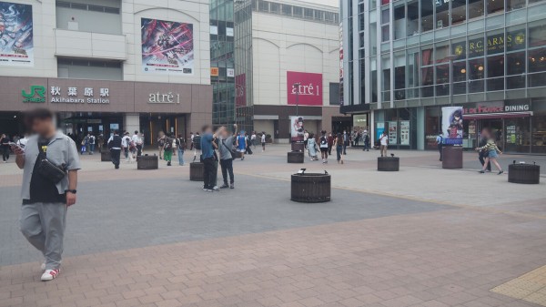 虹ヶ咲OVA聖地巡礼1-2】秋葉原駅前、UDX【Next Sky】 : まいにちラブ