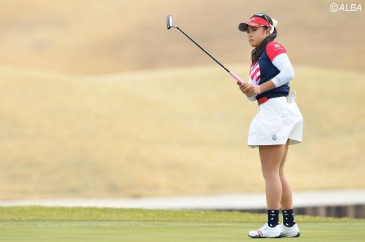 ミニスカートがかわゆい 河本結選手 木戸愛って 美女なのに女子プロゴルファーなのかよ