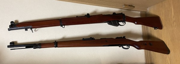 S&T Lee Enfield No.1 MkIII エアコッキング リアルウッド* : Bravo1は自重で落下します