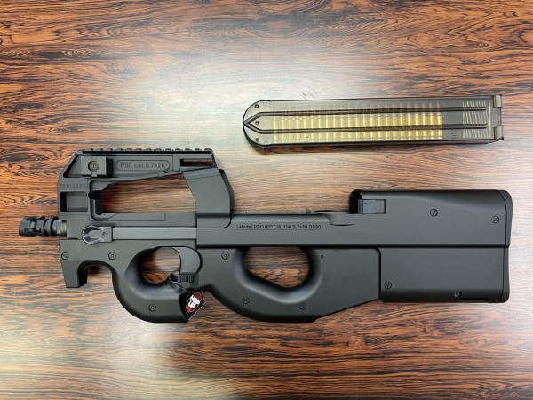 東京マルイ P90プラス : Bravo1は自重で落下します