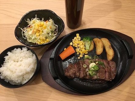 3月23日にオープン またまた初日にさっそく行って来ました 鉄板ステーキ ろく丘さんすて福山店 あっちこっち ここdeランチ