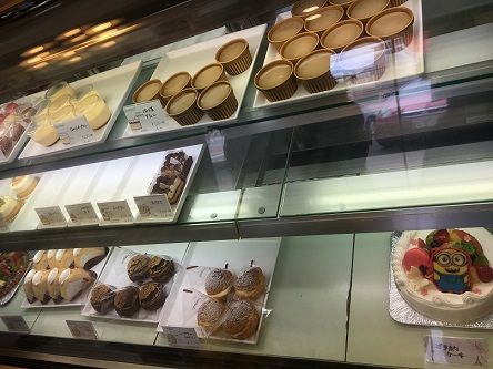 ケーキ屋さんのあとにケーキ屋さんオープン パティスリー ディアモンテ あっちこっち ここdeランチ