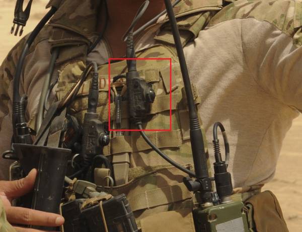 実物　3M PELTOR COMTAC PTT サバゲー　ダミーラジオ　無線機 装備にリアルさをプラス！タクティカル・アクセサリー【その3