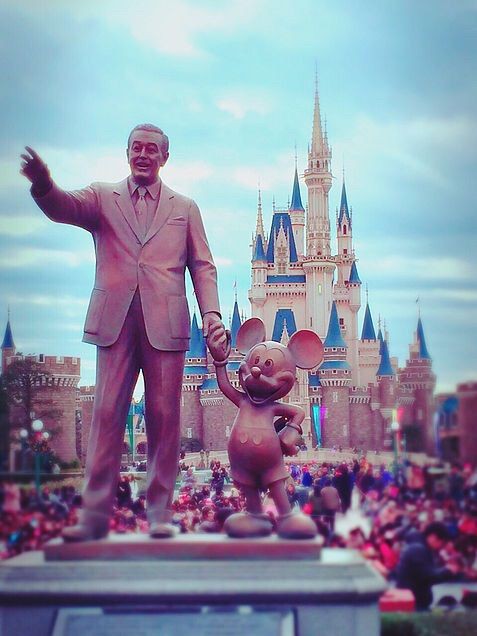 沖縄にディズニー誕生か けつあごくん